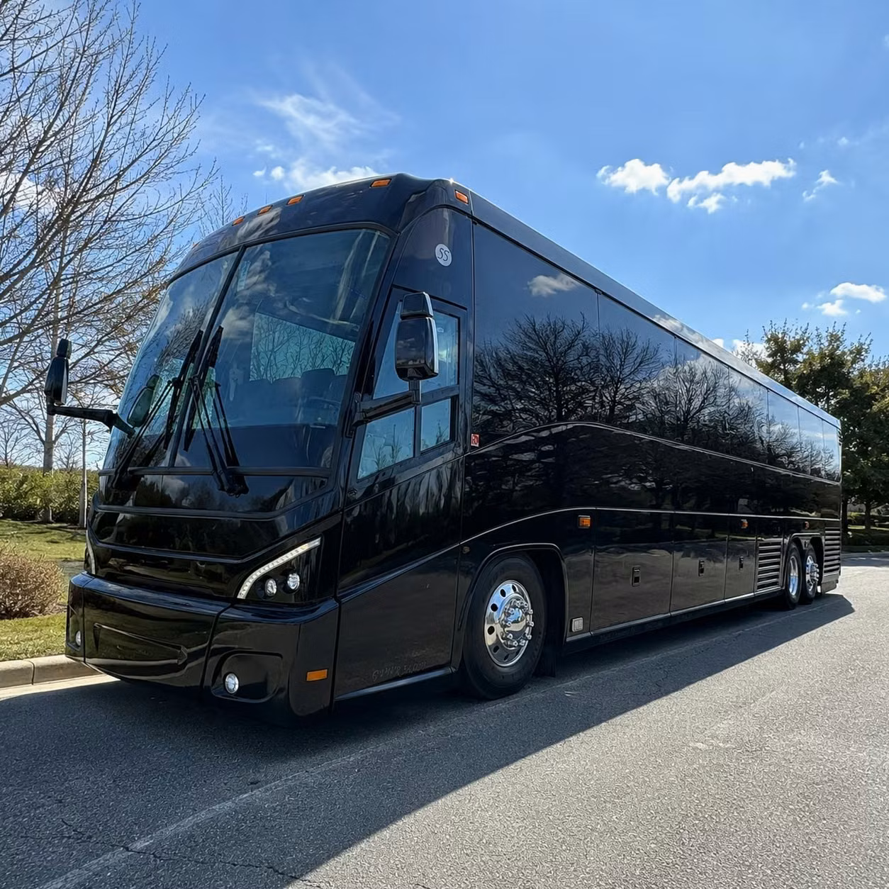 book employee transportation in jurupa valley or any city nearby