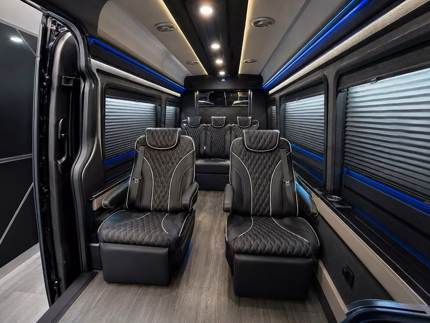 corporate groups and convention teams rely on jurupa valley airport shuttle buses