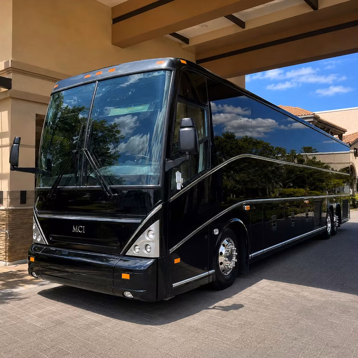 employee shuttle services for jurupa valley businesses and corporate campuses