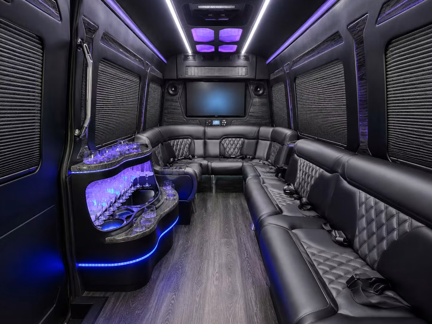 let jurupavalleycharterbus com handle employee transportation for construction and industrial groups in jurupa valley
