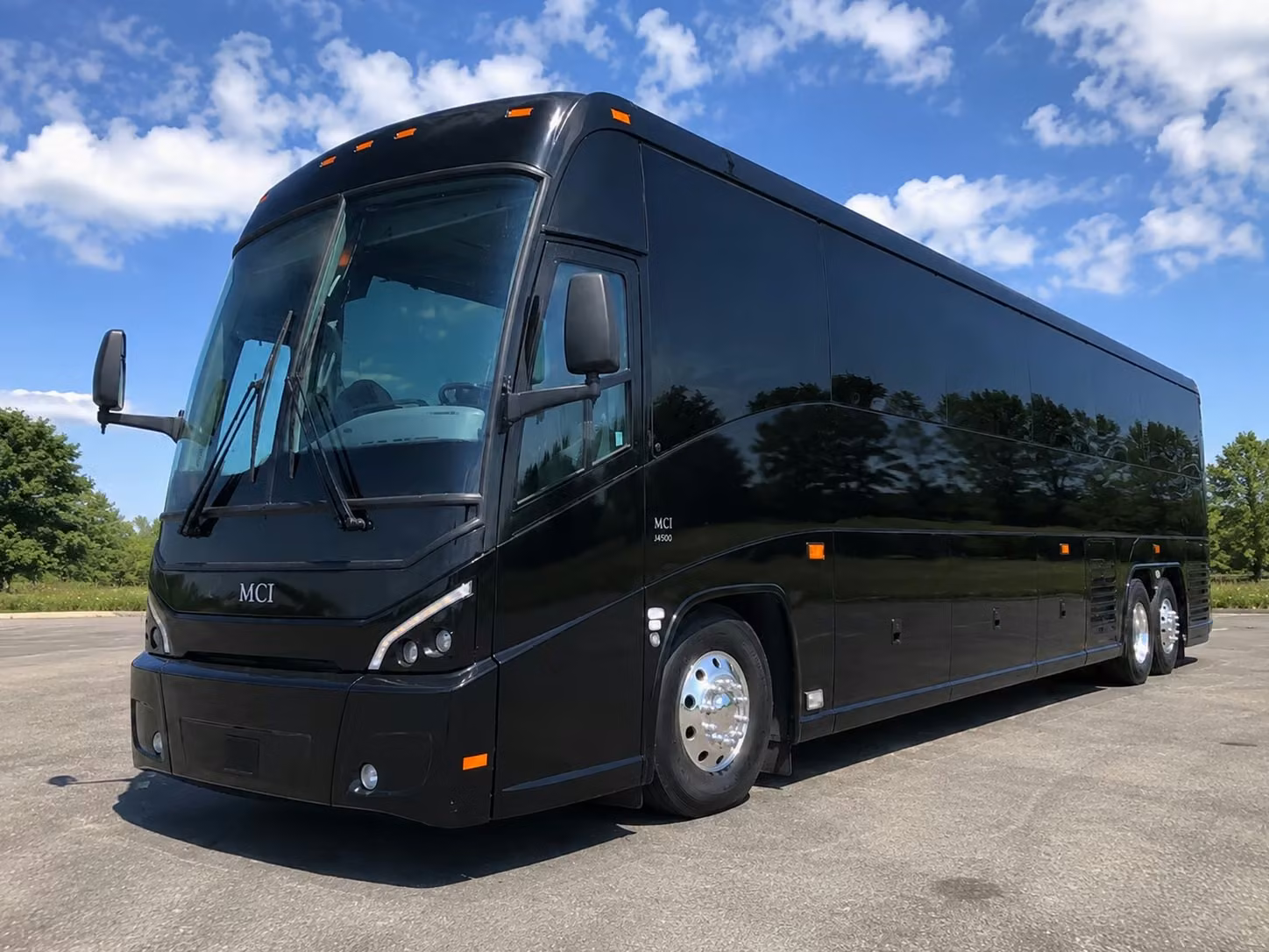 sports team transportation and fan bus rentals in jurupa valley