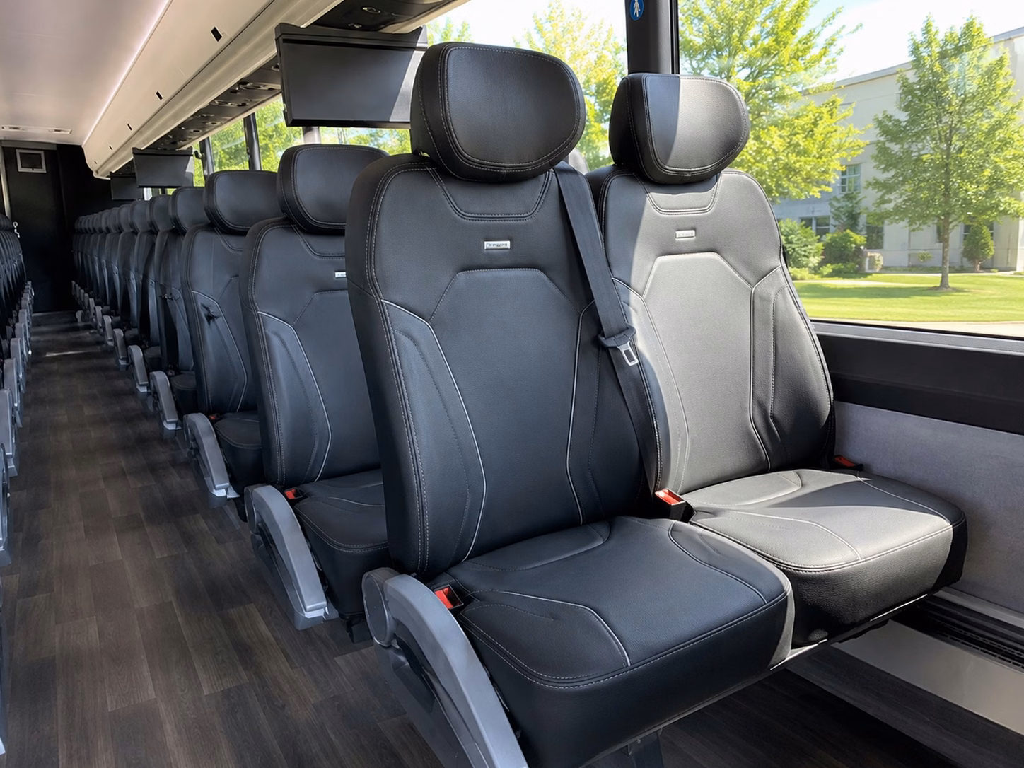 wedding bus rentals in jurupa valley
